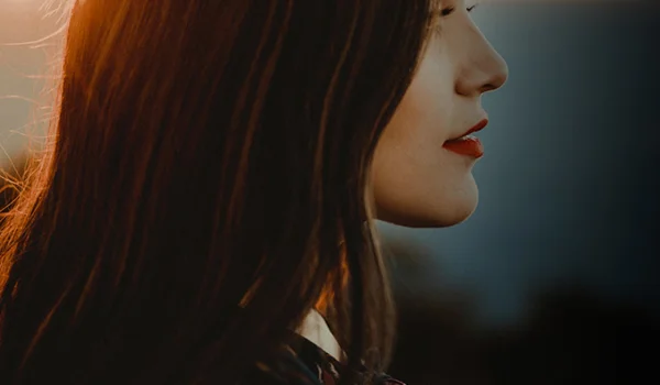 Investing like a girl: What you can learn from female investors